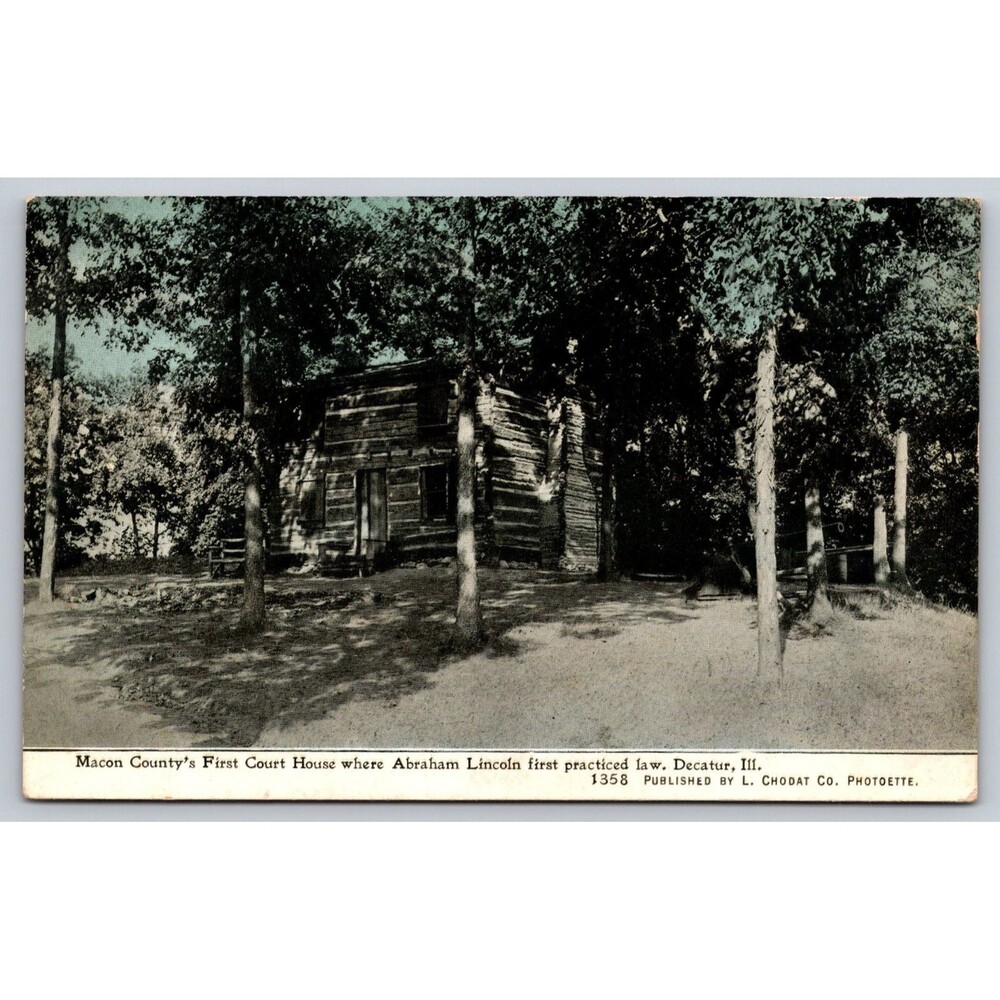 Vtg 1910s Postcard Macon County First Court House Abraham Lincoln Decatur IL